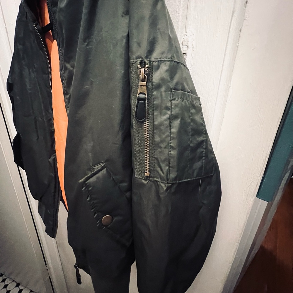Bomber jacket - Picture 3 of 5